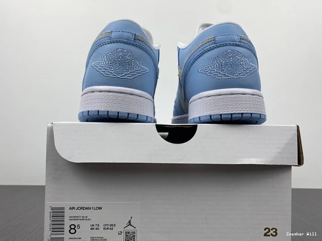 1155 695 Football DC0774- Jordan1 WellDesigned Aluminum Grey 0530